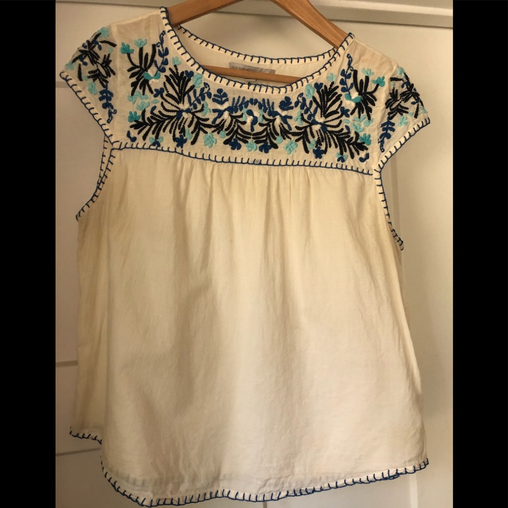 Peasant light top